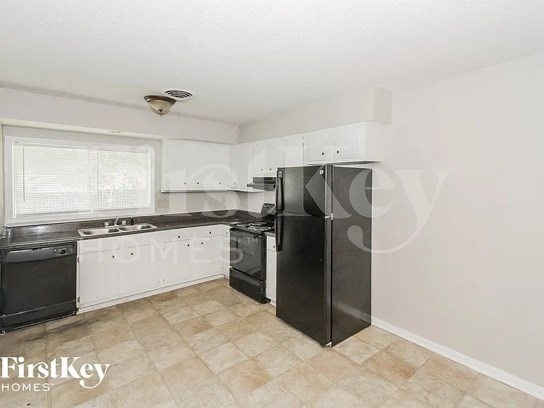 4183 Rosewind Cir — Photo 5
