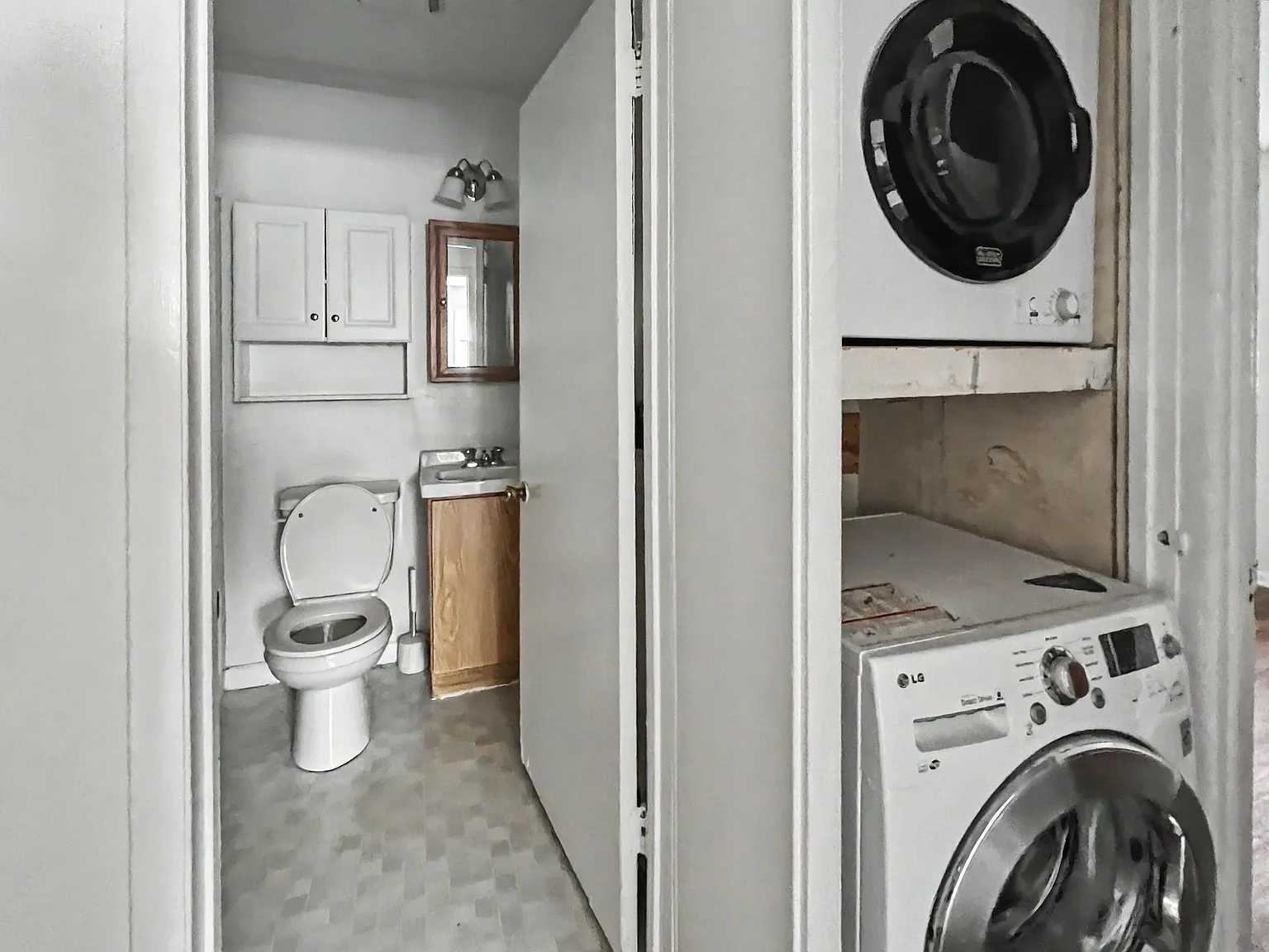 620 South Franklin Street, Apartment F50 — Photo 3