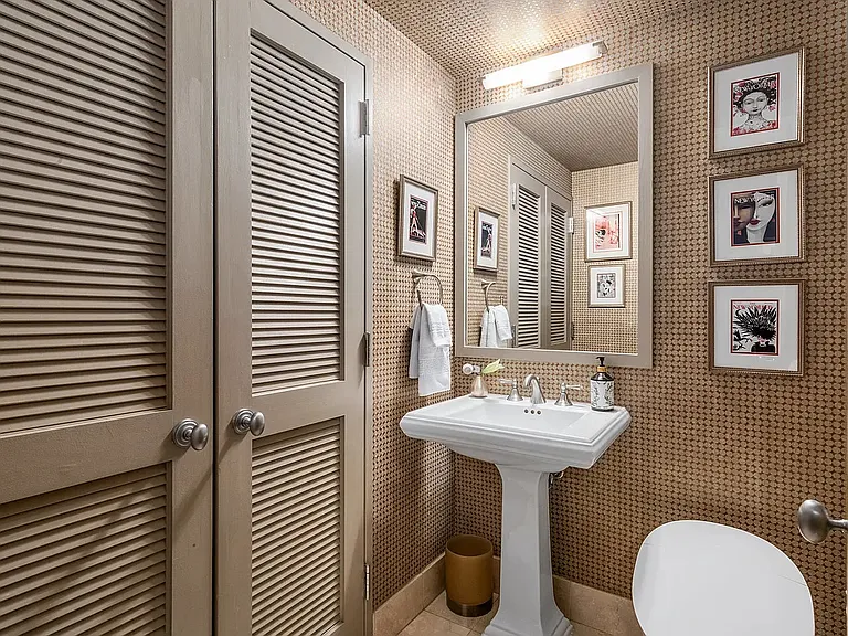 1760 2nd Ave #2B — Photo 11