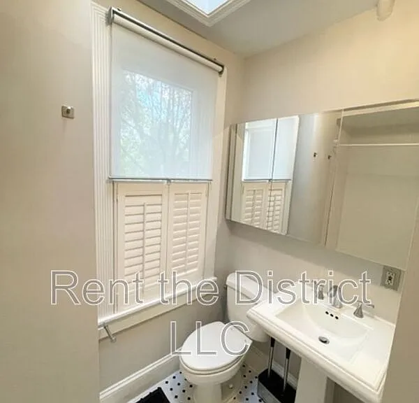 525 5th St NE — Photo 19