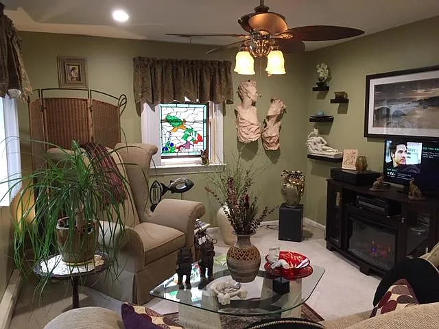 5411 Seminary Ave — Photo 28