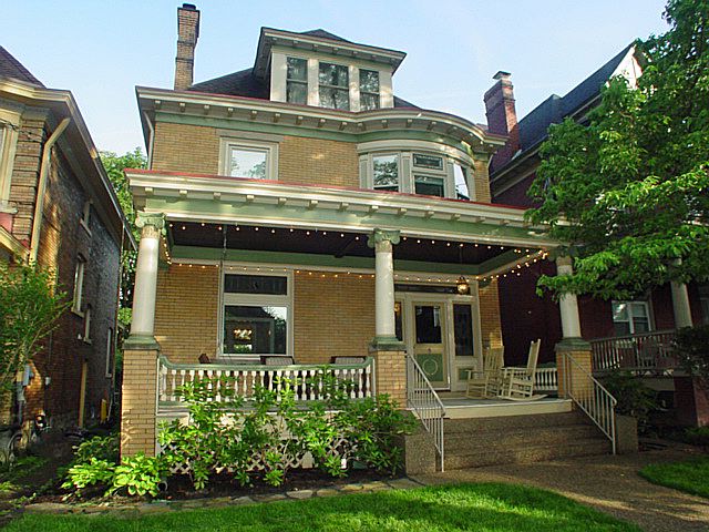 1st image of 311 W Hutchinson Ave