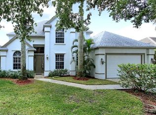 1906 Fairfax Cir, Naples, FL 34109