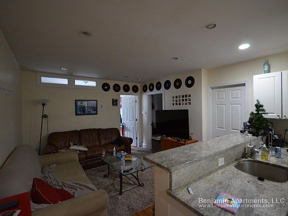 2nd image of 66 Egmont St #2IG