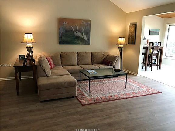 5th image of 28 Winding Trail Ln