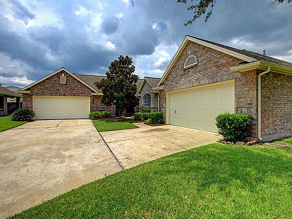 4th image of 806 Apple Blossom Dr