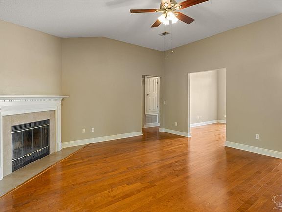 5th image of 3045 Red Fern Rd