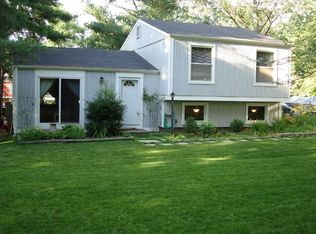 2207 Cocquina Dr, Reston, VA 20191