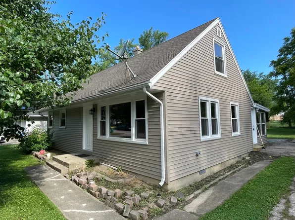 18114 W Lindenwood Dr, Grayslake, IL 60030