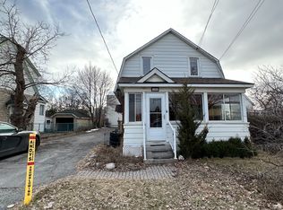 162 Woodroffe Ave, Ottawa, ON K2A3T9