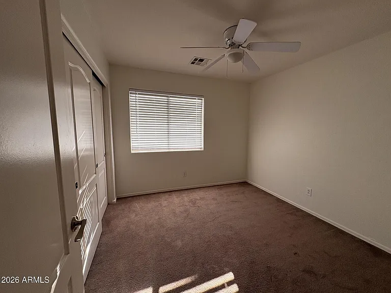 1381 E Laurel Pl — Photo 15