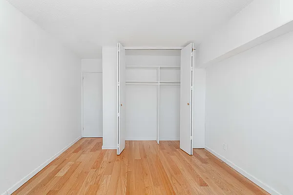 Rented by Modern Spaces | media 8