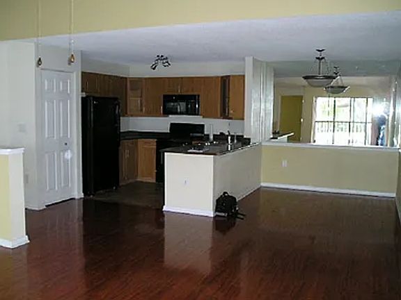 4th image of 5730 Baywater Dr