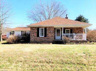 1565 Cook School Rd, Pilot Mtn, NC 27041