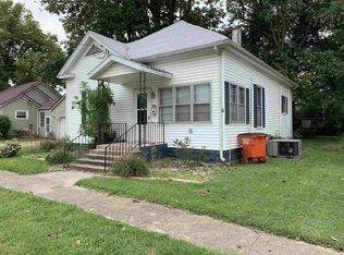 415 Carey St, Sumner, IL 62466