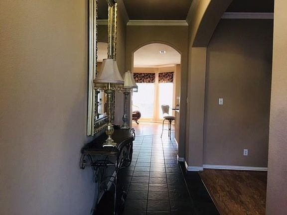 4th image of 616 Jutland Dr