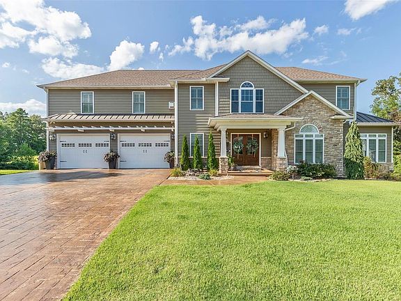 2nd image of 2538 Brownwood Ct