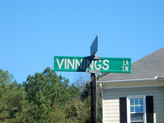 5th image of 40 Vinnings Ln