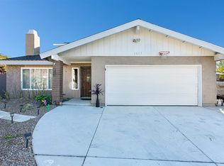 1017 Georgia Ln, Vista, CA 92083