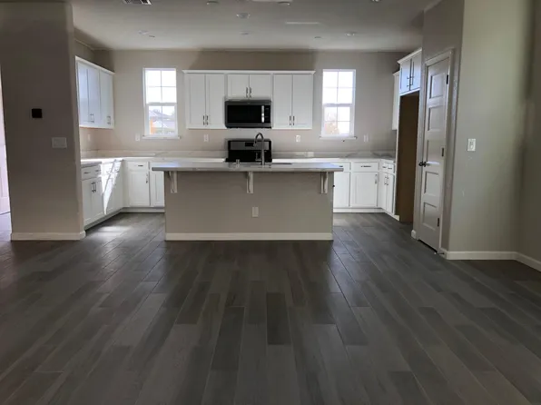 2809 Mabry Dr, Sacramento, CA 95835