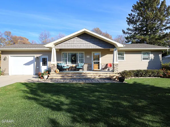 520 W Bend Ln, Alvarado, MN 56710
