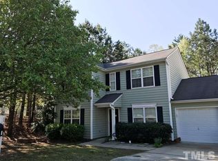 105 Gingerlilly Ct, Holly Springs, NC 27540