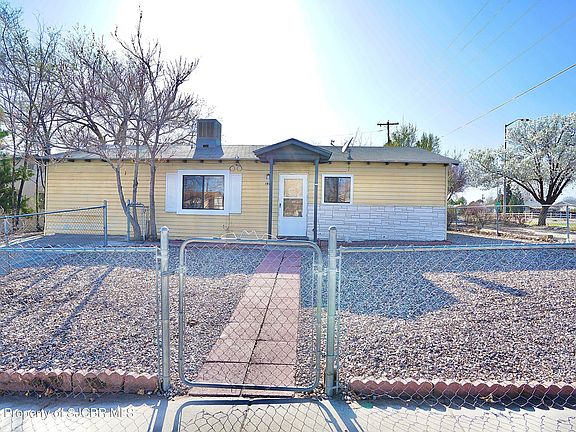 5th image of 1811 N Cochiti Ave