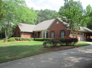 2205 Saint Andrews Way, Phenix City, AL 36867