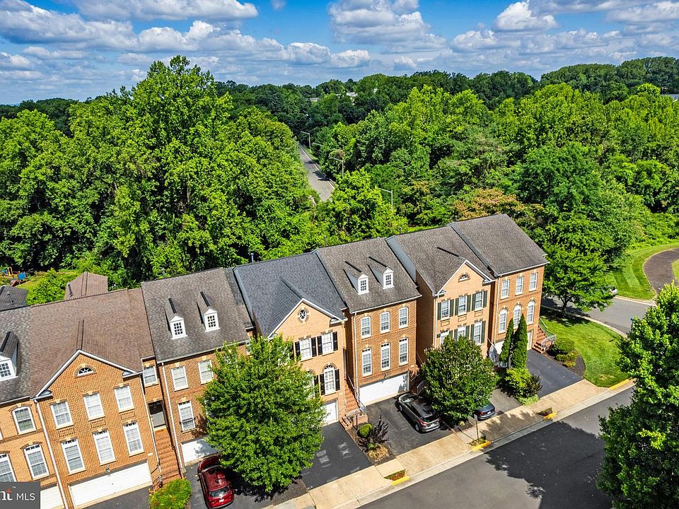 1st image of 4076 Walnut Cove Cir