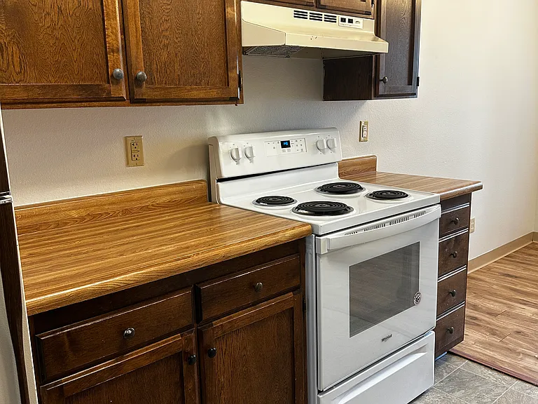 1841 E 74th Ave #2 — Photo 2