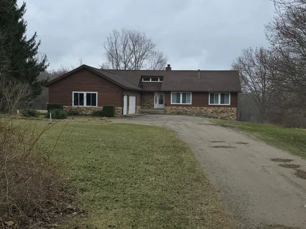 2780 S Hadley Rd, Ortonville, MI 48462