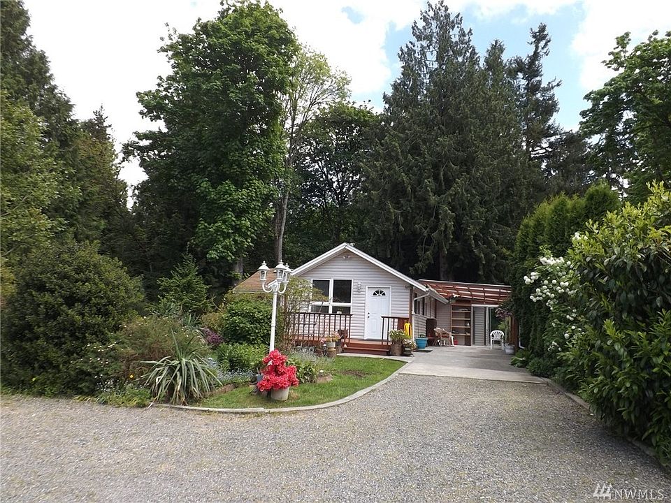 1st image of 2424 212th Ave SE