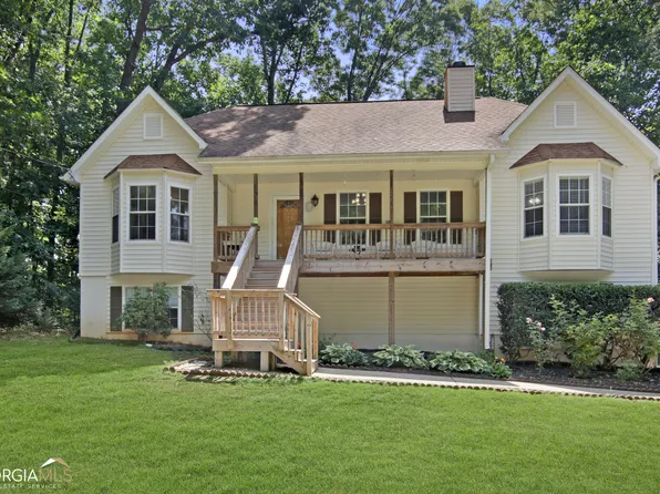 1061 Waters Rd, Hiram, GA 30141