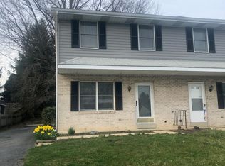1037 Donegal Springs Rd, Mount Joy, PA 17552