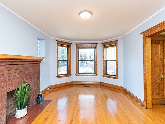 3rd image of 2615 N Kimball Ave #1