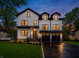 111 N Summit Ave, Chatham Boro, NJ 07928