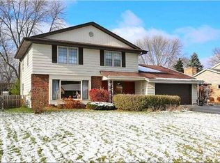 5324 Gallant Fox Ln, Racine, WI 53402