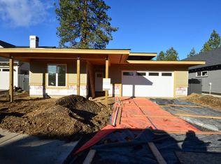166 W Heising Dr, Sisters, OR 97759