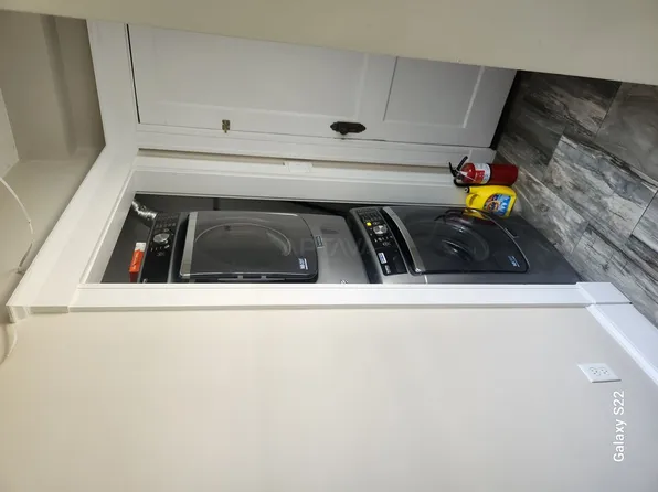 12 Dickson St #12, Somerville, MA 02144