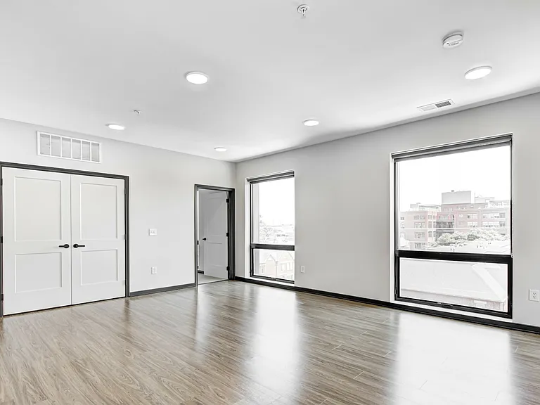Block 20 — Photo 13