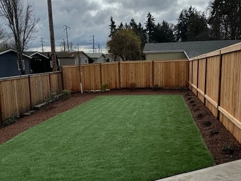 6473 Jacobe St NE — Photo 3