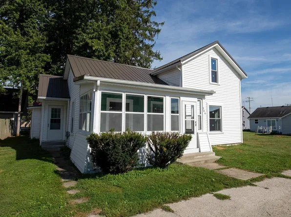 304 N Thompson St, Bourbon, IN 46504