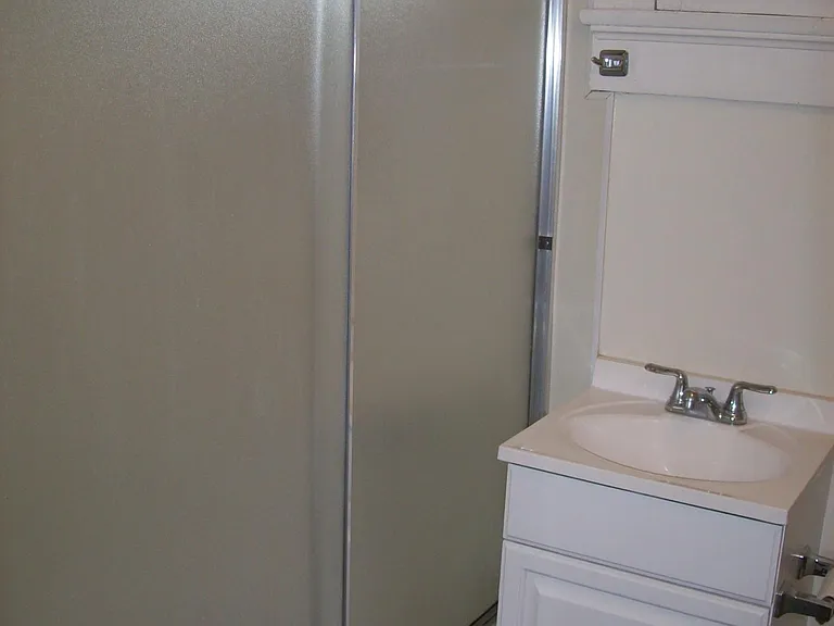4808 Prytania St #D — Photo 10