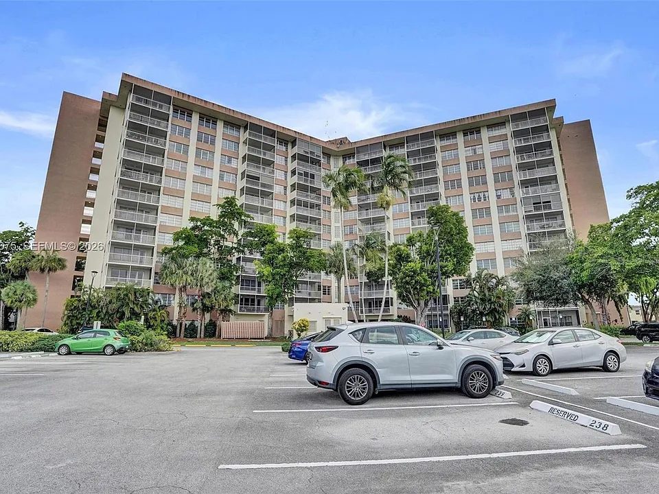 10777 W Sample Rd #718