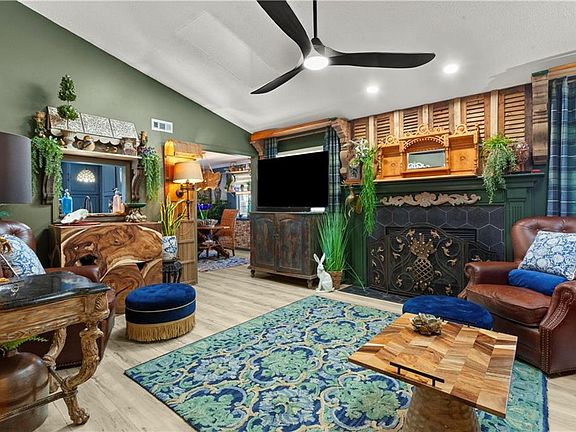 5th image of 4007 S Crysler Ave APT 6