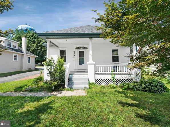504 Prospect Ave, West Grove, PA 19390