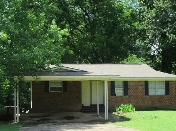 1553 Skyline Dr, Forrest City, AR 72335