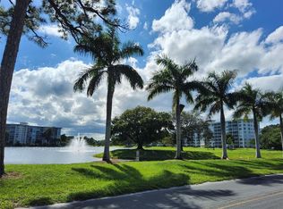 3090 N Course Dr #412, Pompano Beach, FL 33069