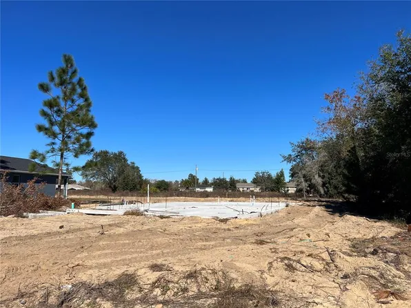 17 Malauka Cir #4, Ocklawaha, FL 32179