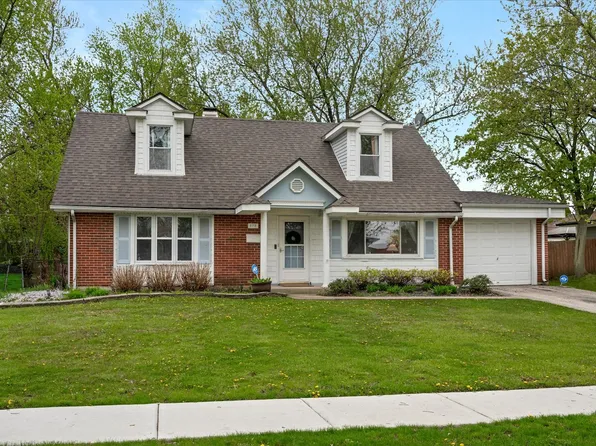 575 Jamison Ln, Hoffman Estates, IL 60169